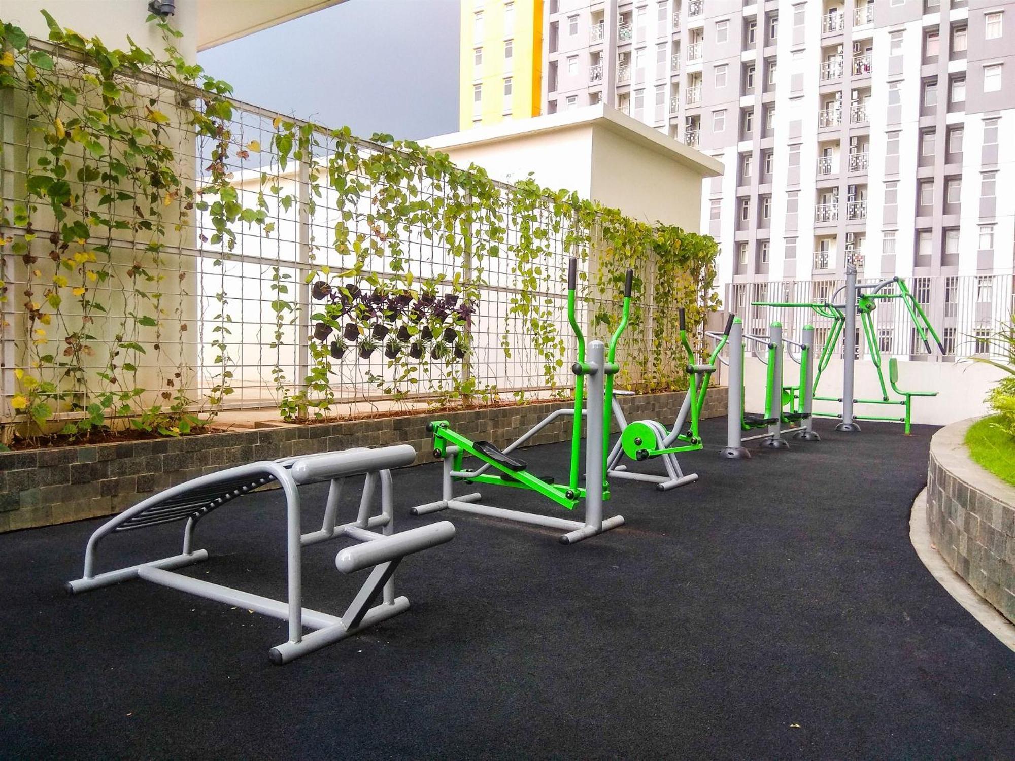 Cozy And Strategic At Springlake Summarecon By Travelio * Bekasi